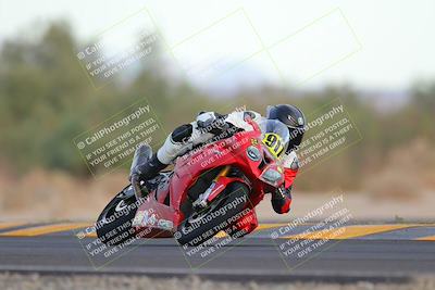 media/Sep-24-2022-CVMA (Sat) [[a45f954247]]/Race 14 Amateur Supersport Open/